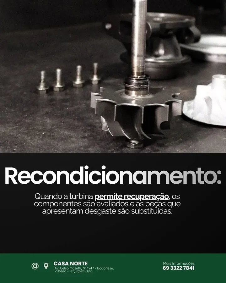 Componentes internos de uma turbina durante o recondicionamento
